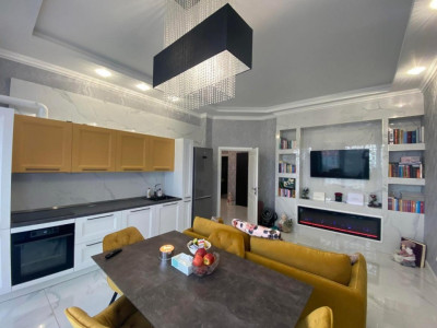 3 camere ,LUX, 75 mp, parcare, terasa, Luminia  Europa