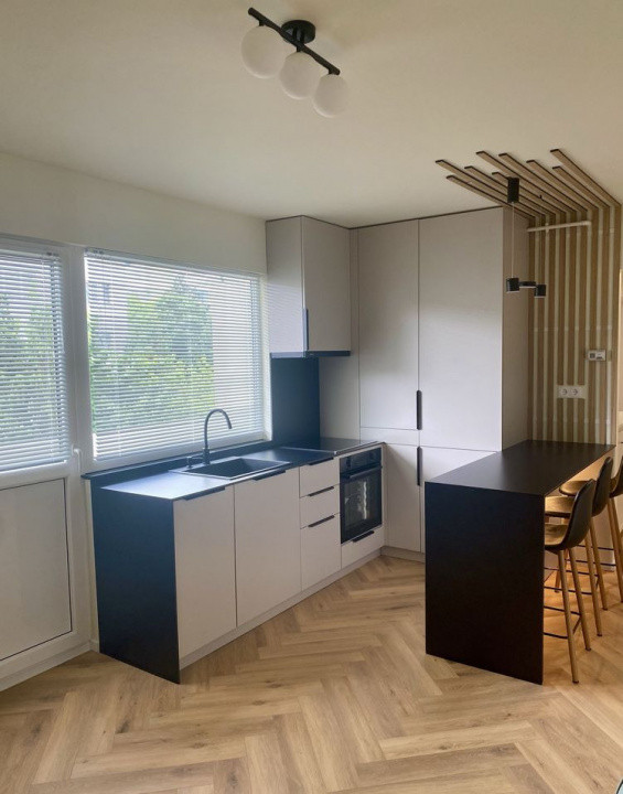 3 camere ,Lux TOtul NOU, 57 mp, balcon, zona Brancusi Gherogheni
