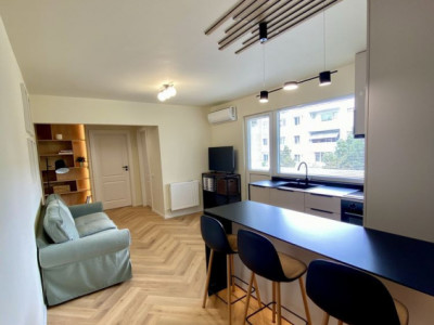3 camere ,Lux TOtul NOU, 57 mp, balcon, zona Brancusi Gherogheni