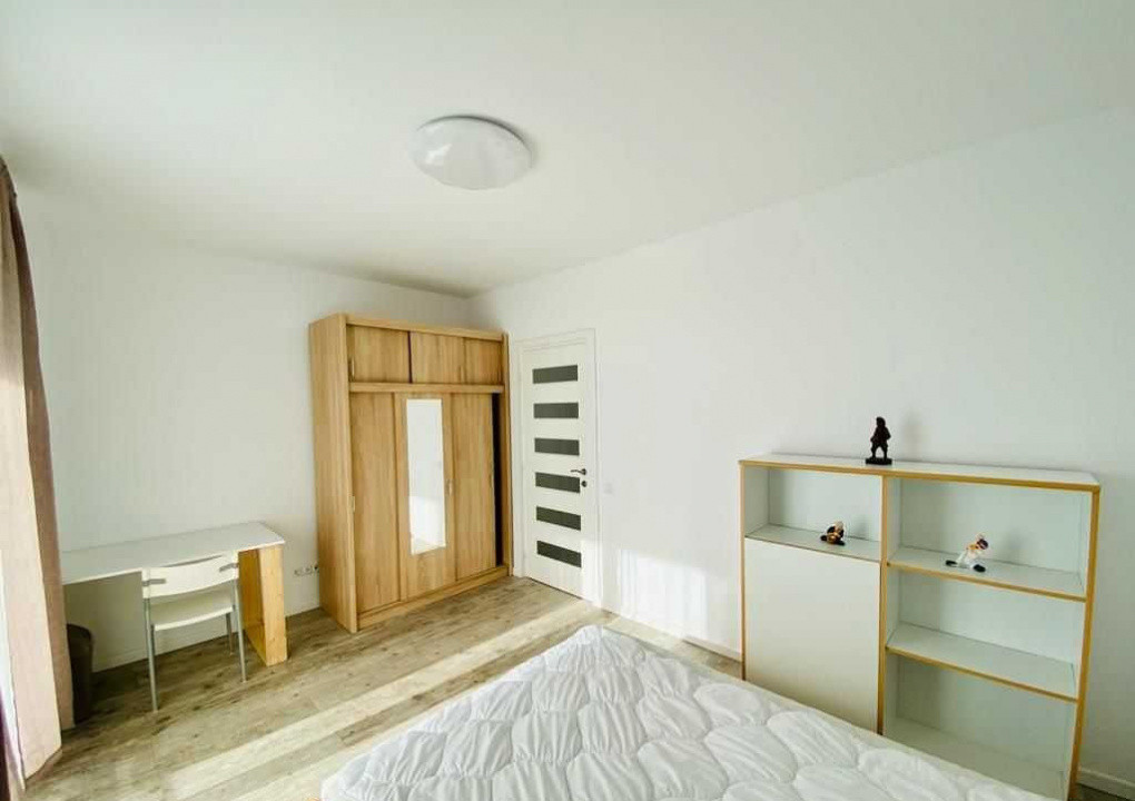 3 camere , 95 mp,  terasa, 2 bai, 2 parcari, zona str.Portelanului, Marasti