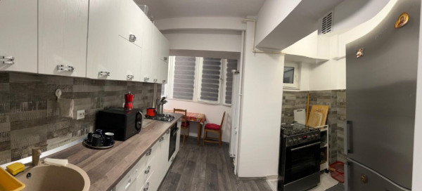 3 camere ,decomandat, 90 mp,  balcon, parcare, zona Piata Marasti, Marasti