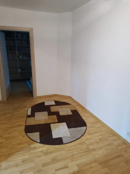 3 camere ,decomandat, 90 mp, balcon, zona str.Hateg, Grigorescu