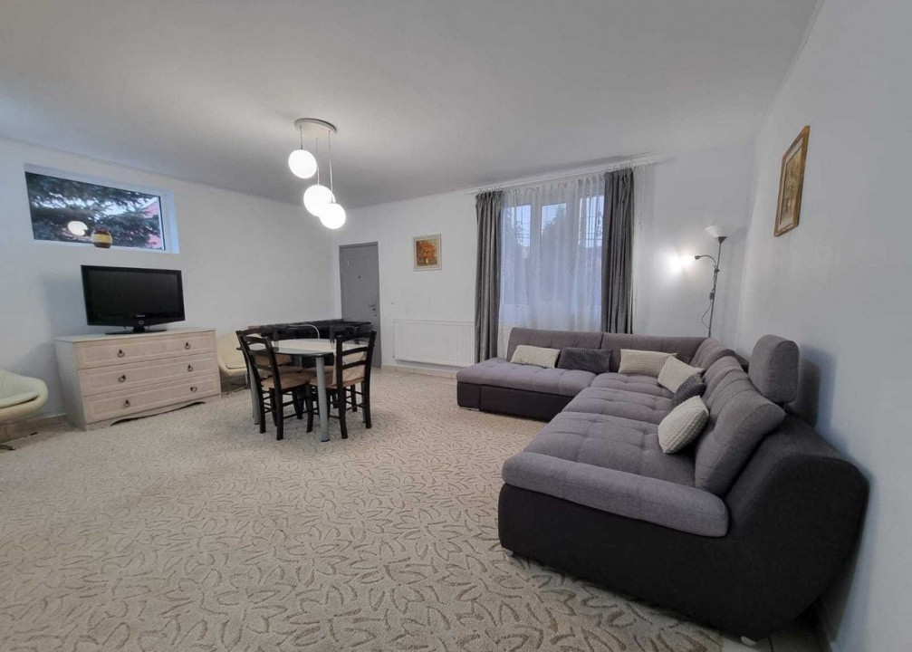 3 camere, 100 mp, P+E,  curte, zona Piata 14 iulie, Grigorescu
