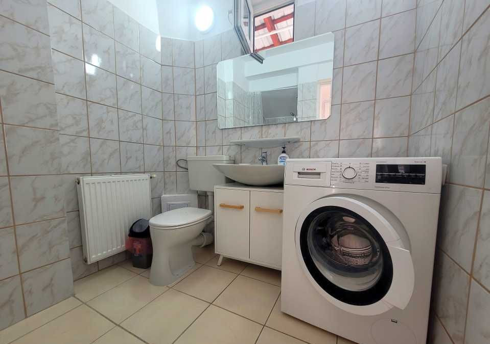 3 camere, 100 mp, P+E,  curte, zona Piata 14 iulie, Grigorescu