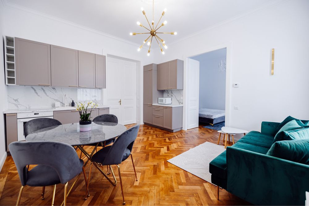 3 camere , Lux, 60 mp ,Centru , zona str. Horea 