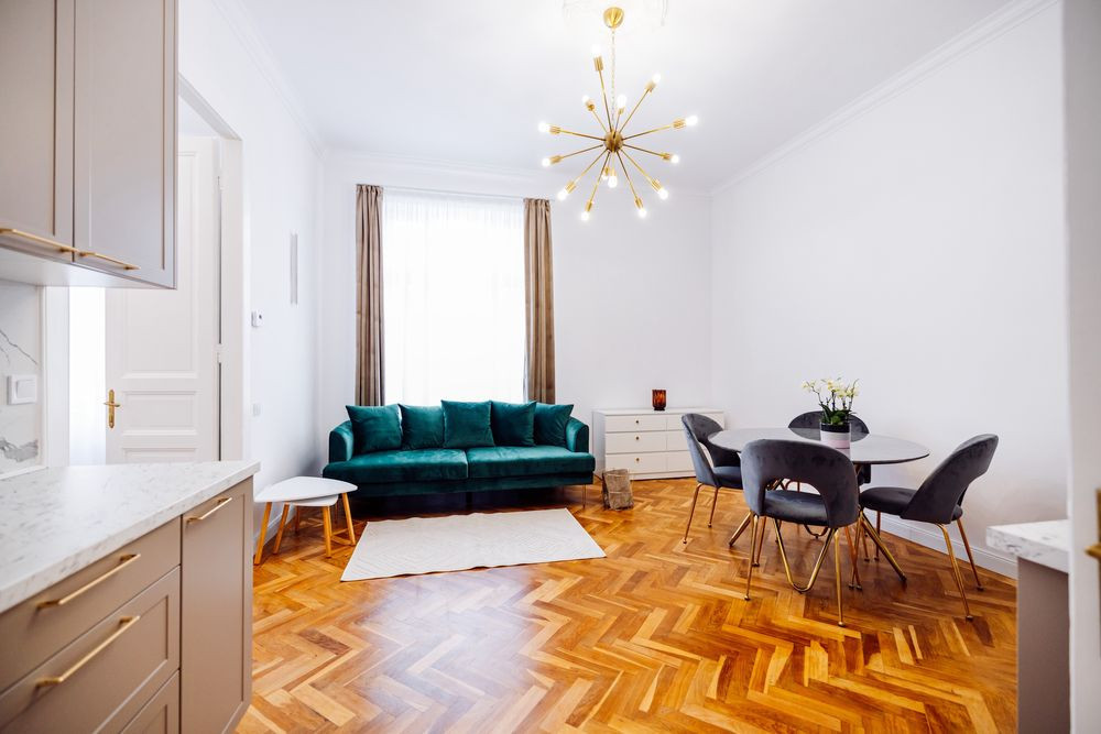 3 camere , Lux, 60 mp ,Centru , zona str. Horea 