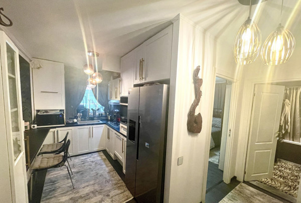 2 camere ,60 mp,  terasa, parcare, zona str.Razoare, Manastur
