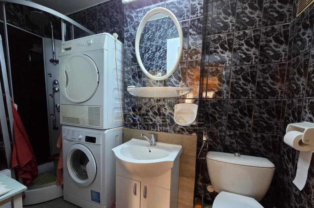 3 camere ,decomandat, 64 mp,, zona  Manastur