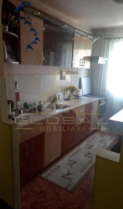 3 camere ,decomandat, 53 mp,  balcon, zona str.Aleea Borsa, Manastur