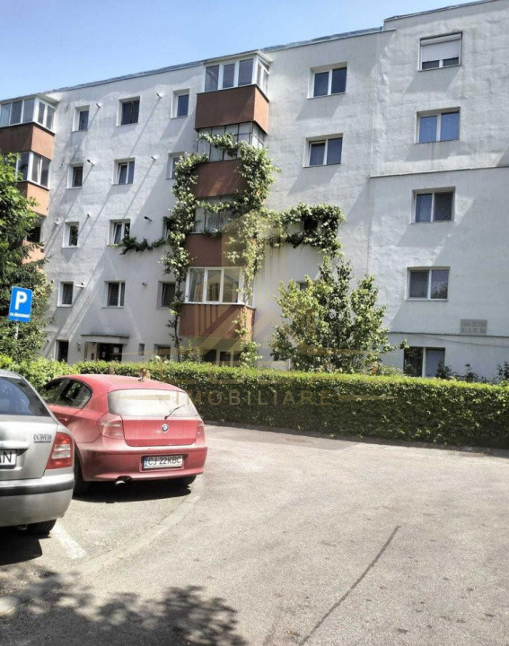3 camere ,decomandat, 53 mp,  balcon, zona str.Aleea Borsa, Manastur