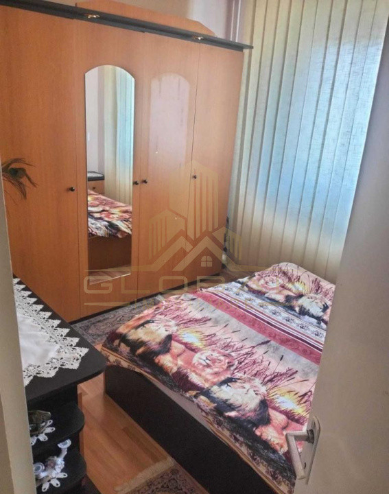 3 camere ,decomandat, 53 mp,  balcon, zona str.Aleea Borsa, Manastur