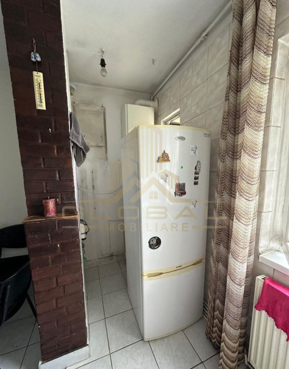 3 camere ,decomandat, 66 mp,  terasa, zona , Manastur