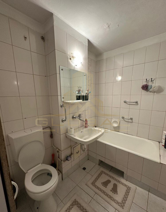 3 camere ,decomandat, 66 mp,  terasa, zona , Manastur