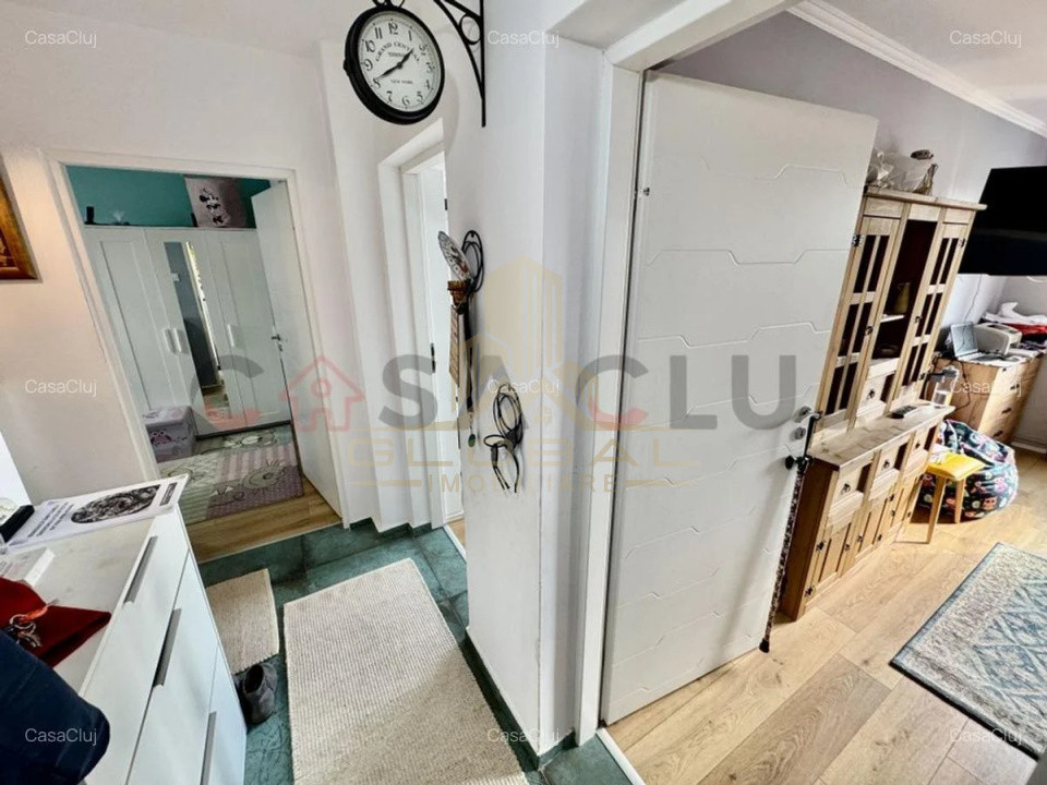 3 camere , decomandat, 64 mp, balcon, zona Hotel Royal