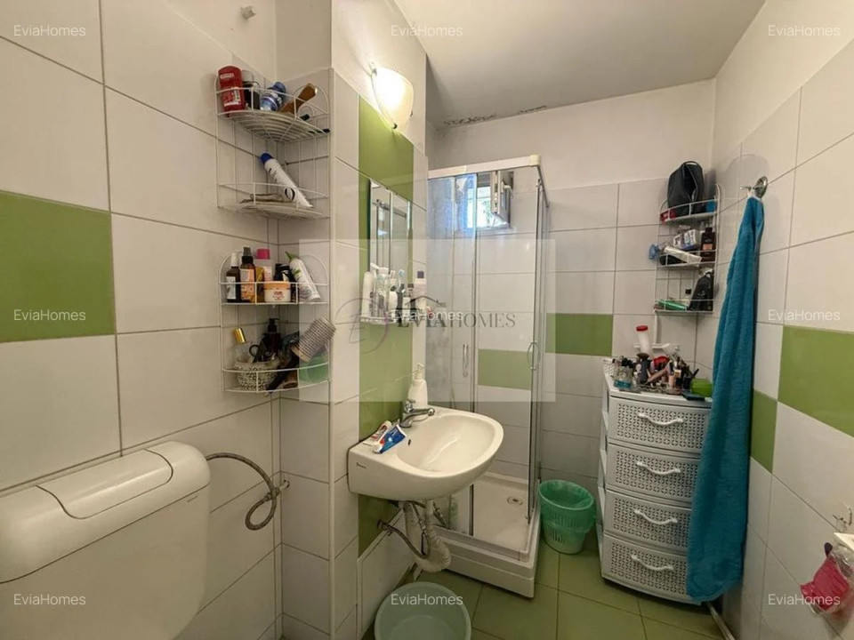 3 camere , decomandat, 68 mp, balcon, zona str.Alverna Gheorgheni