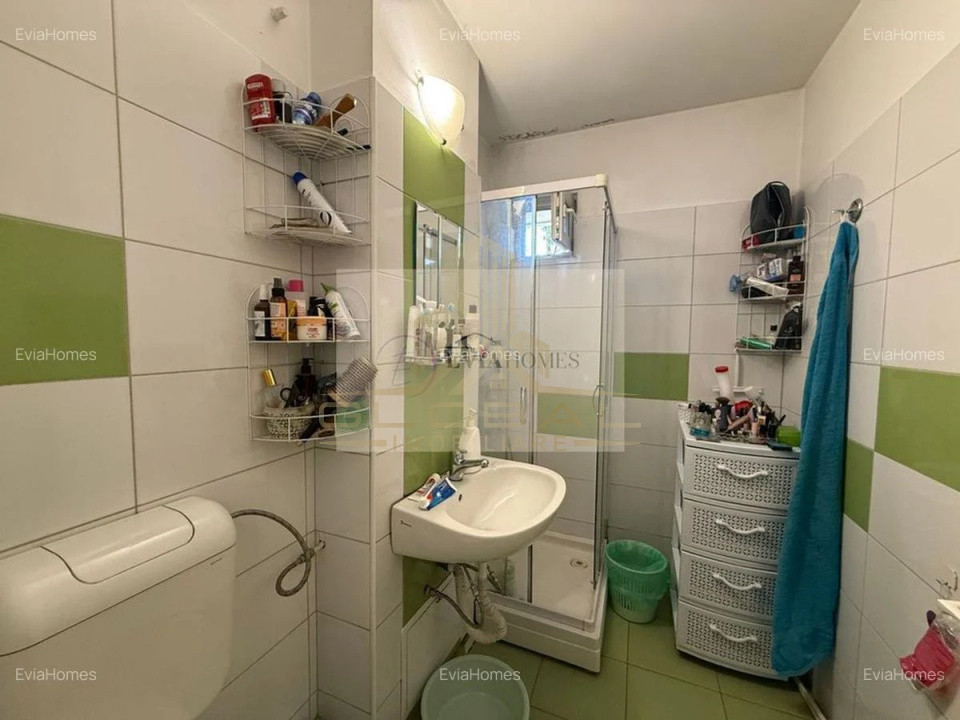 3 camere , decomandat, 68 mp, balcon, zona str.Alverna Gheorgheni