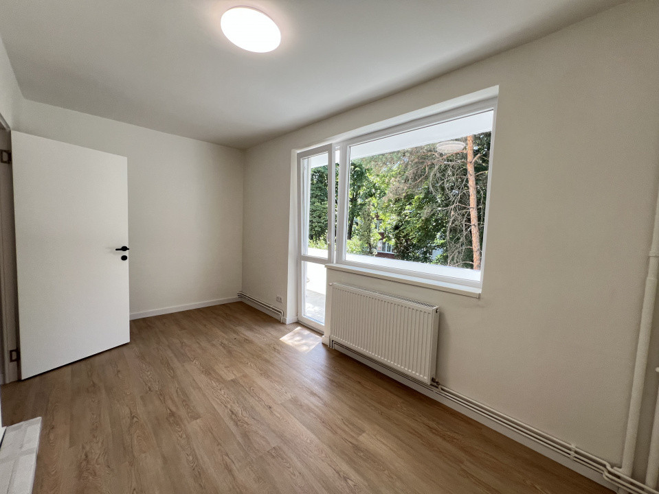 3 camere, decomandat, FInisat, terasa, str.Aleea Baita, Gheorgheni