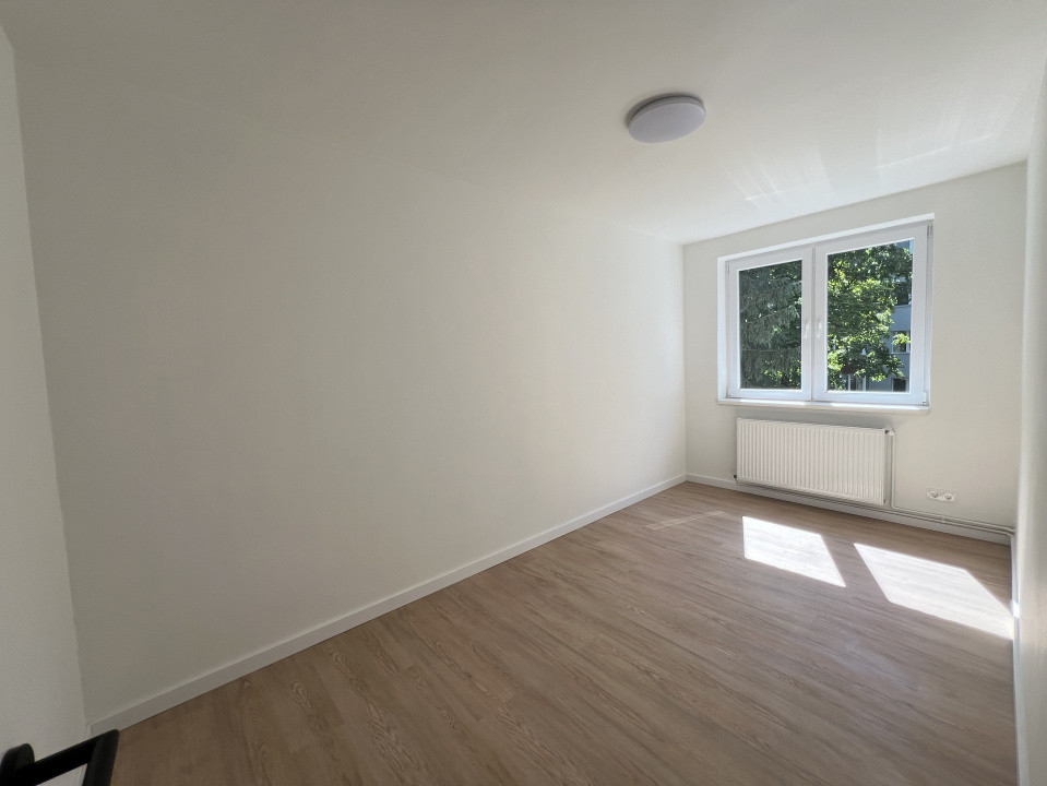 3 camere, decomandat, FInisat, terasa, str.Aleea Baita, Gheorgheni