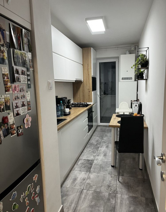 2 camere ,decomandat, 53 mp,  terasa, zona str. vidraru, Manastur