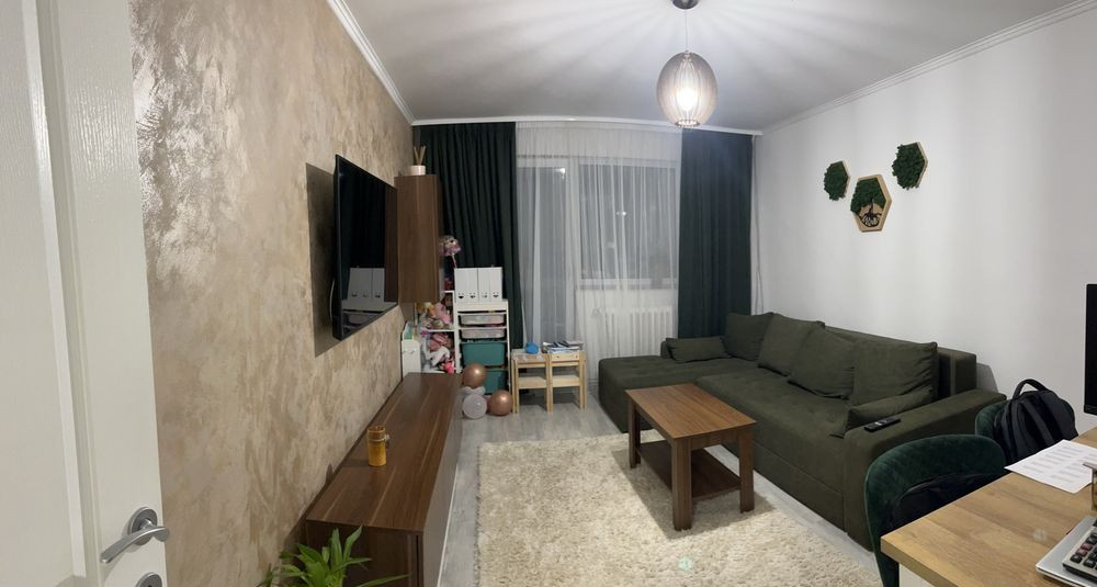 2 camere ,decomandat, 53 mp,  terasa, zona str. vidraru, Manastur
