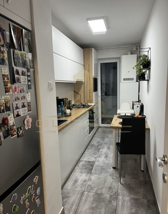 2 camere ,decomandat, 53 mp,  terasa, zona str. vidraru, Manastur