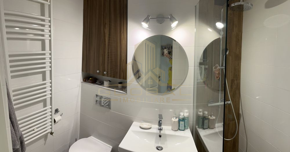 2 camere ,decomandat, 53 mp,  terasa, zona str. vidraru, Manastur