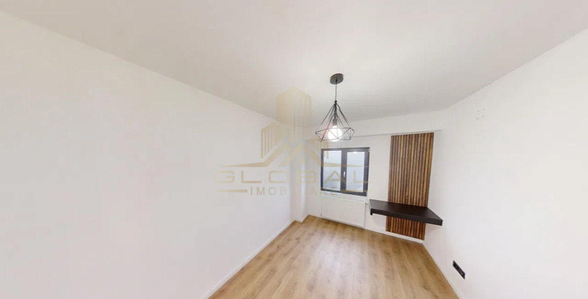 4 camere, decomandat, recent renovat, 110 mp, 2 balcoane, garaj, zona Zorilor