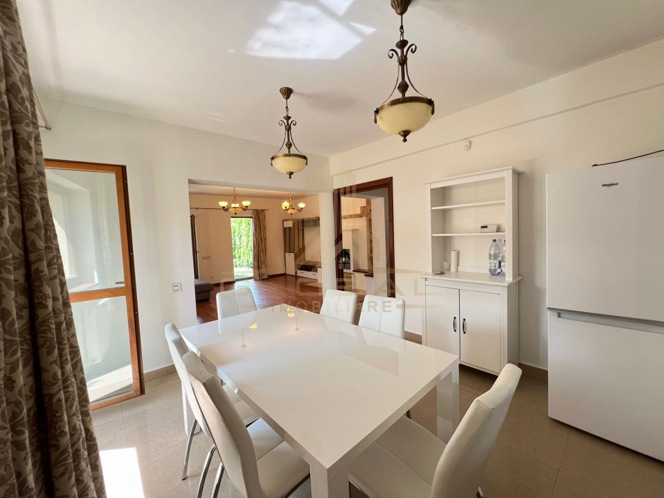 Vila cu  4 camere , 180 mp, curte, 5 parcari , terasa, Europa,, Eugen ionesco