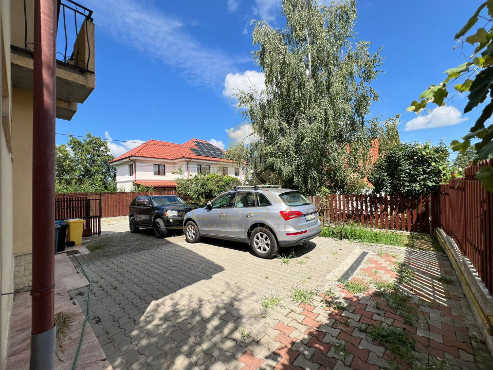 Vila cu  4 camere , 180 mp, curte, 5 parcari , terasa, Europa,, Eugen ionesco