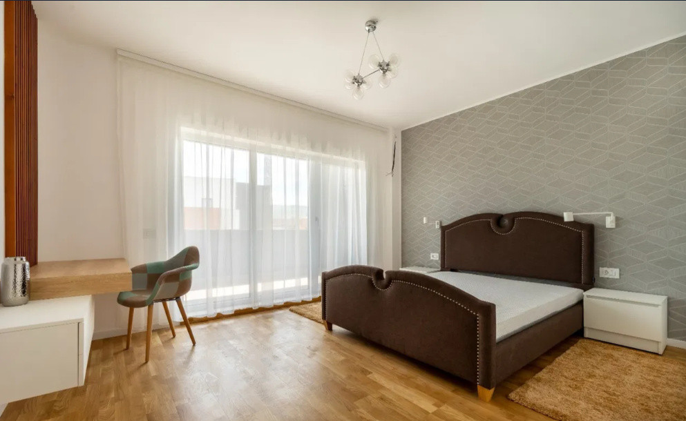3 camere , LUX, 100 mp,  terasa 100 mp, parcare , zona str.Macesului, Buna-Ziua