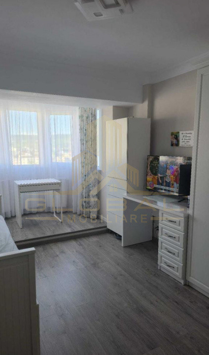 3 camere ,decomandat, 80 mp,  2 balcoane, zona str.Aurel Vlaicu, Marasti