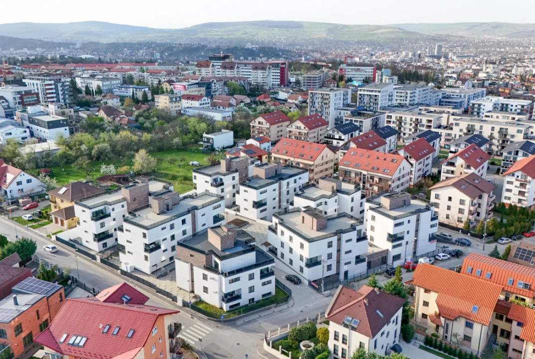 3 camere, 82 mp. 48 mp terasa, TVA 10% garaj, Buna Ziua zona ELF