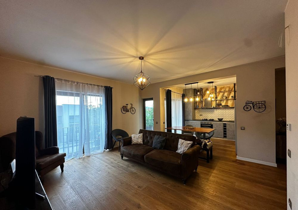 3 camere , vila/duplex , LUX, 78 mp, garaj, terasa, curte zona Gruia