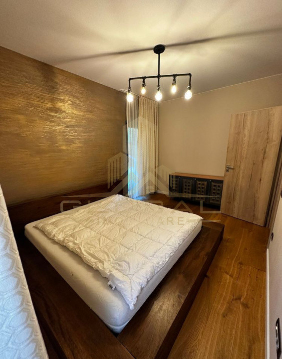 3 camere , vila/duplex , LUX, 78 mp, garaj, terasa, curte zona Gruia