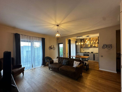 3 camere , vila/duplex , LUX, 78 mp, garaj, terasa, curte zona Gruia