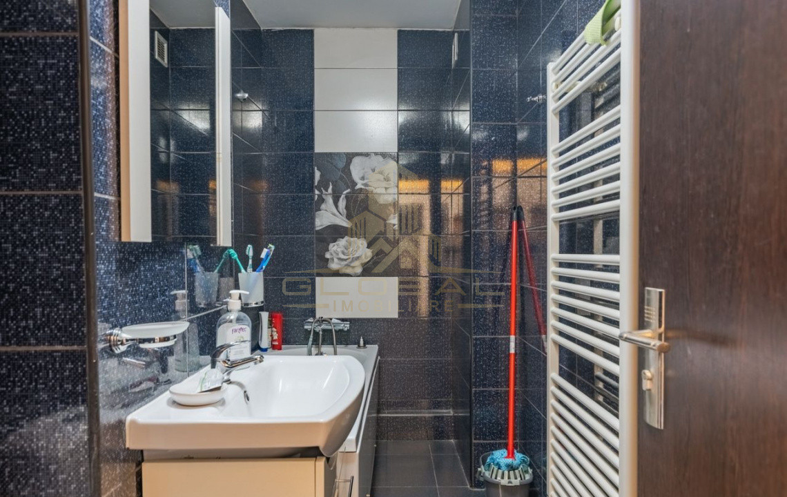 3 camere, decomandat, 73 mp,  balcon, zona str.Dorobantilor, Marasti