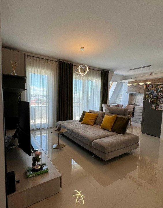 3 camere , lux,  80 mp,  terasa, zona Intre Lacuri