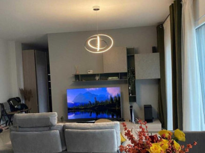 3 camere , lux,  80 mp,  terasa, zona Intre Lacuri