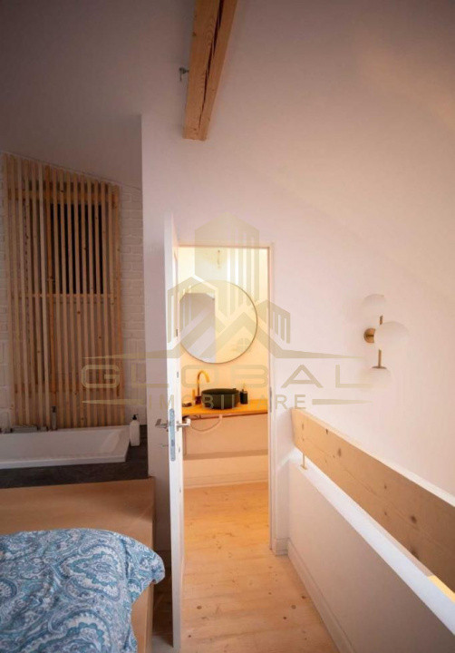 3 camere, casa, 2 nivele, 76 mp,  terasa, zona Piata Abator, Semicentral