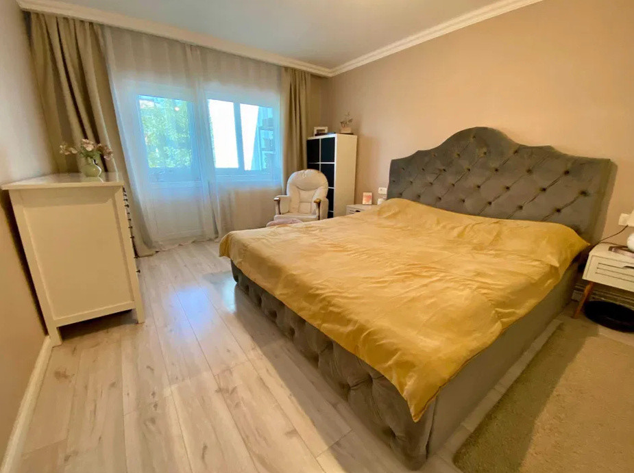 4 camere, , 79 mp,  2 balcoane, parcare, zona Iulius Mall, Gheorgheni
