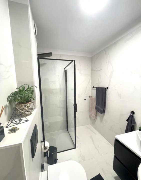 3 camere, lux,  72 mp,  terasa, zona str.Rodnei, Marasti