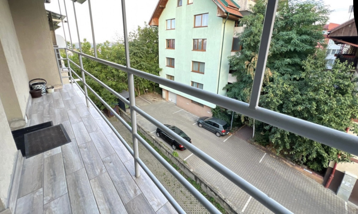 3 camere , 60 mp, 2 parcari,2 terase, Zona liceului ELF , Buna Ziua