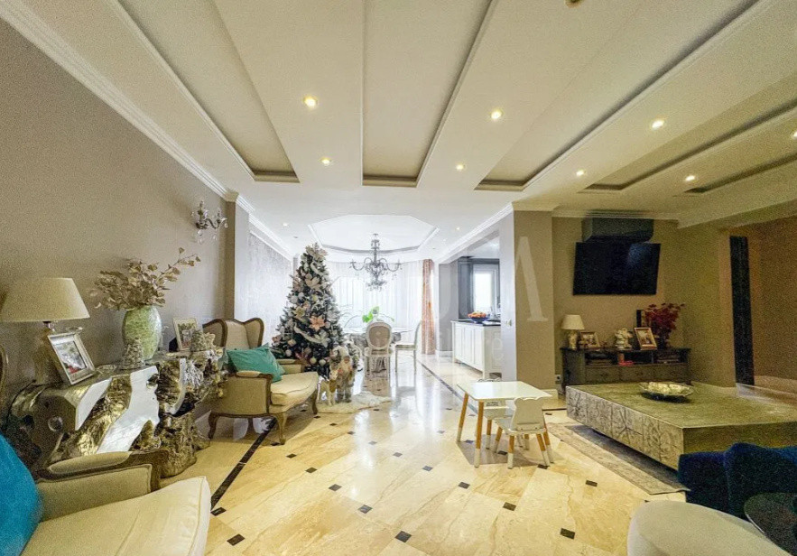 3 camere ,LUX, 120 mp, parcare, zona Europa, cartier Europa