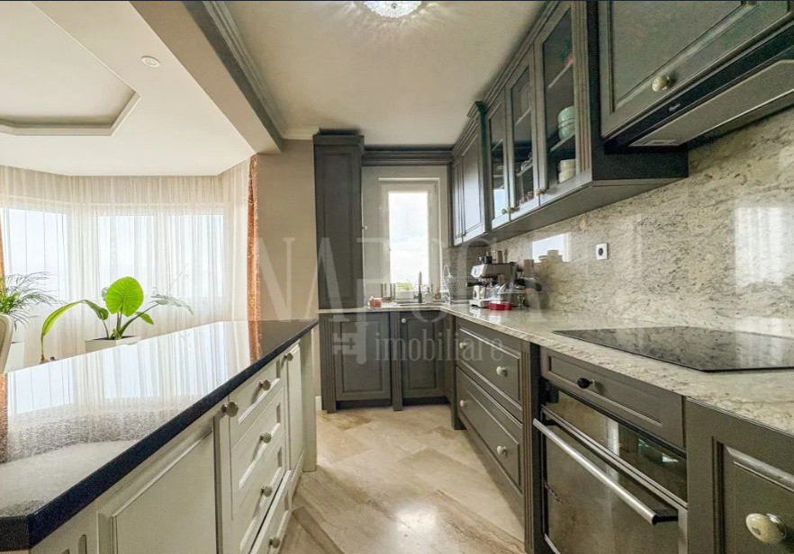 3 camere ,LUX, 120 mp, parcare, zona Europa, cartier Europa