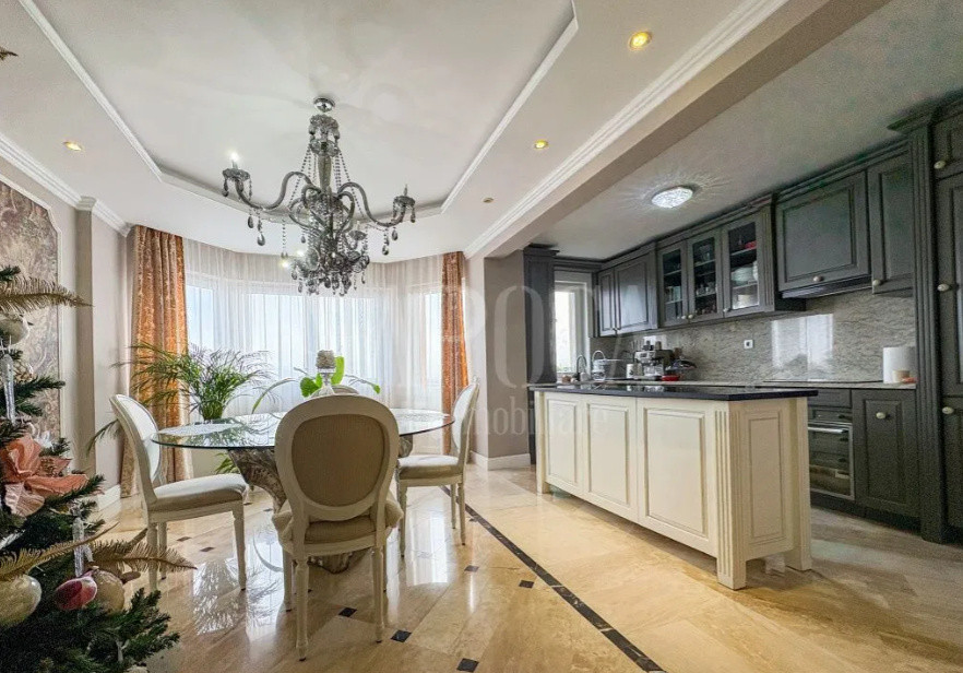 3 camere ,LUX, 120 mp, parcare, zona Europa, cartier Europa