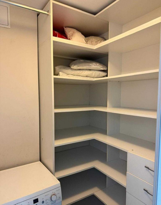 3 camere ,decomandat, 70 mp, balcon, zona str.Gorunului , Marasti