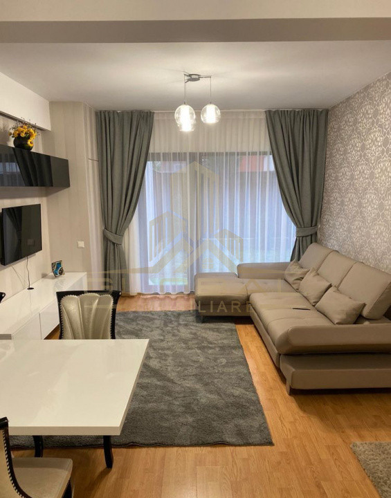 2 camere , 51 mp,  terasa cu curte 33 mp, zona str.Miko Imre, Calea Turzii