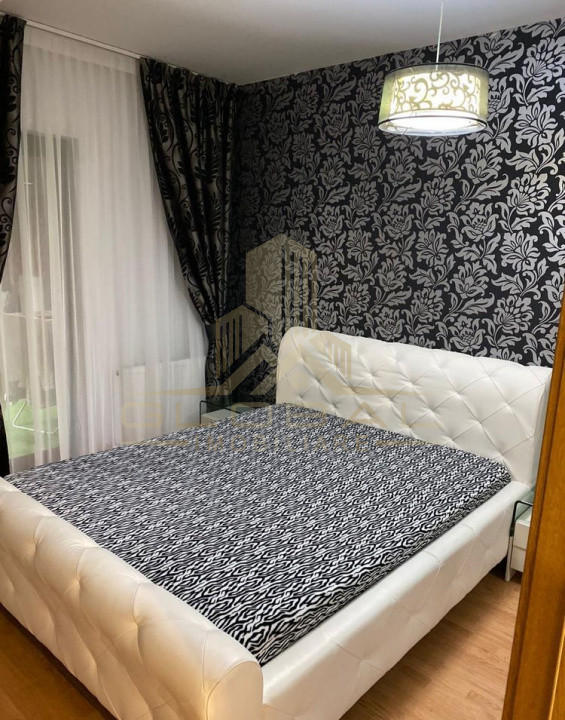 2 camere , 51 mp,  terasa cu curte 33 mp, zona str.Miko Imre, Calea Turzii