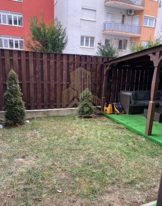 2 camere , 51 mp,  terasa cu curte 33 mp, zona str.Miko Imre, Calea Turzii