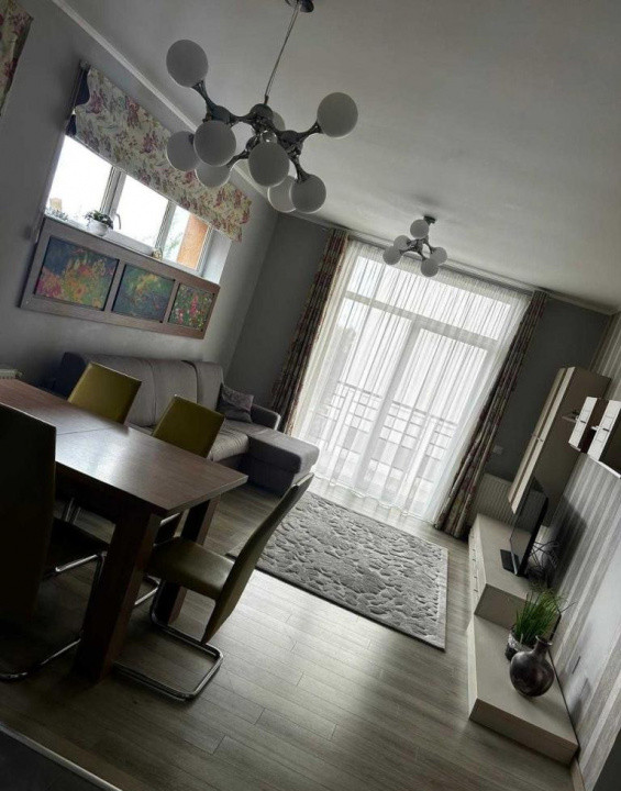2 camere,  59 mp,  balcon, zona str. Alverna, Gheorgheni